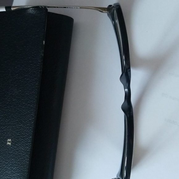 Burberry Made in Italy Eyewear & Case - Picture 10 of 16